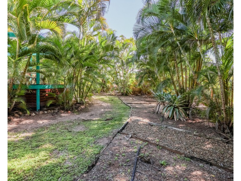 11 Joseph Banks Boulevard, Agnes Water QLD 4677