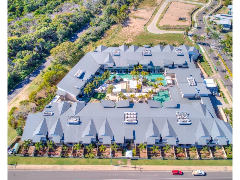 63/1 Beaches Village Circuit, Agnes Water QLD 4677