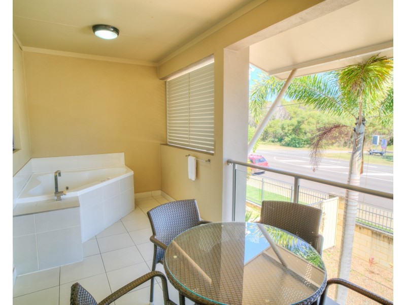 64/1 Beaches Village Circuit, Agnes Water QLD 4677