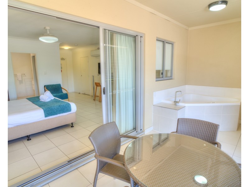 64/1 Beaches Village Circuit, Agnes Water QLD 4677