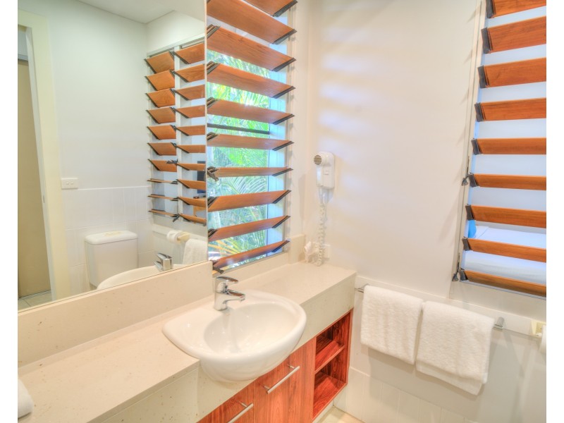 5/10 Ocean Beach Drive, Agnes Water QLD 4677