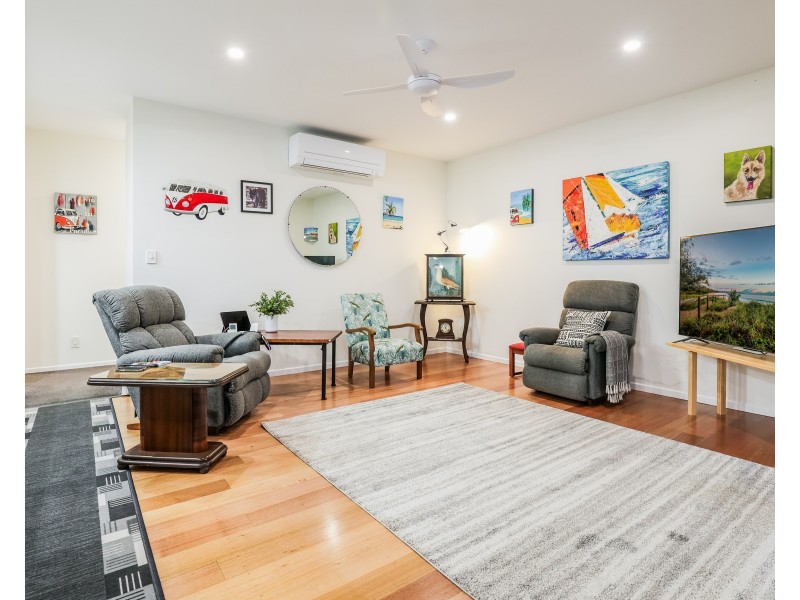 1/7 Webster Court, Agnes Water QLD 4677