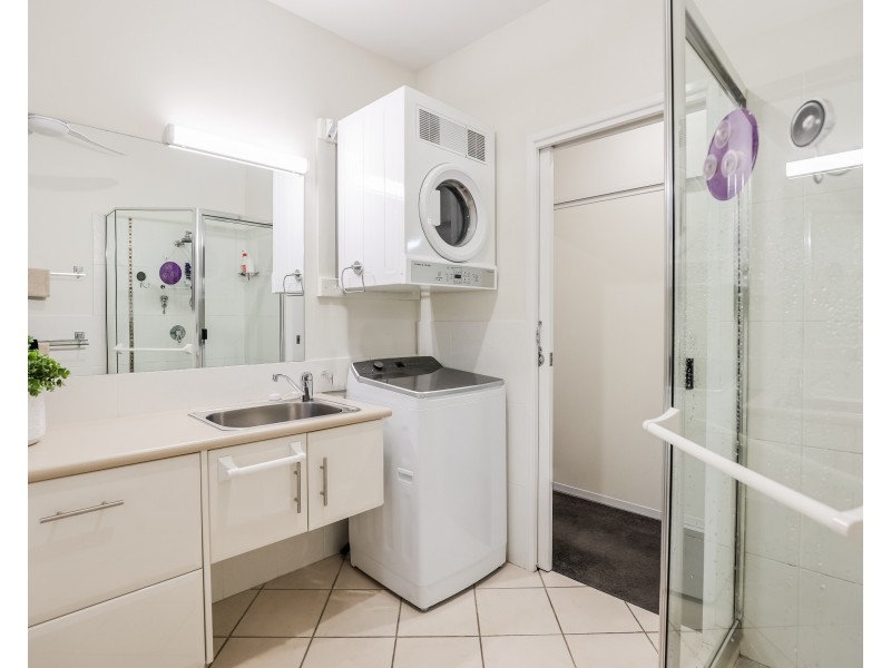 1/7 Webster Court, Agnes Water QLD 4677
