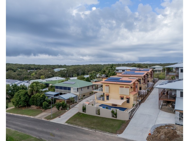 1/7 Webster Court, Agnes Water QLD 4677