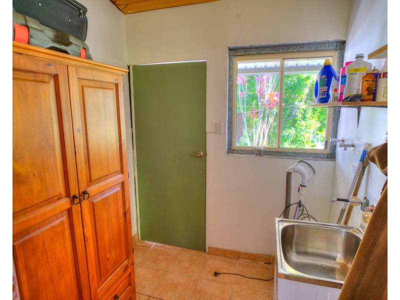 951 Murphy Road, Captain Creek QLD 4677