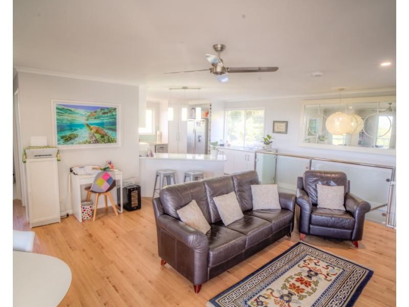 8 Woodrow Drive, Agnes Water QLD 4677