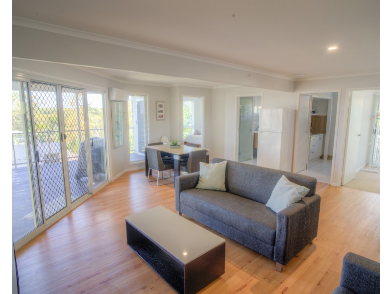 8 Woodrow Drive, Agnes Water QLD 4677