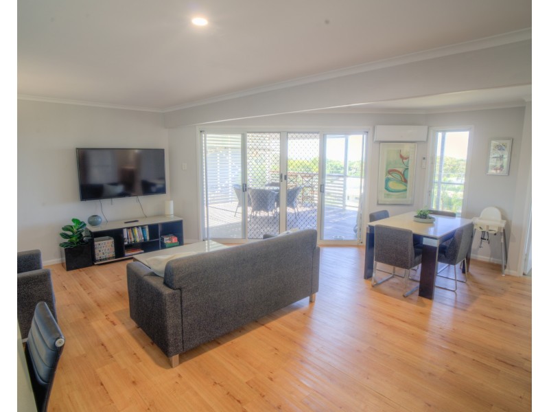 8 Woodrow Drive, Agnes Water QLD 4677