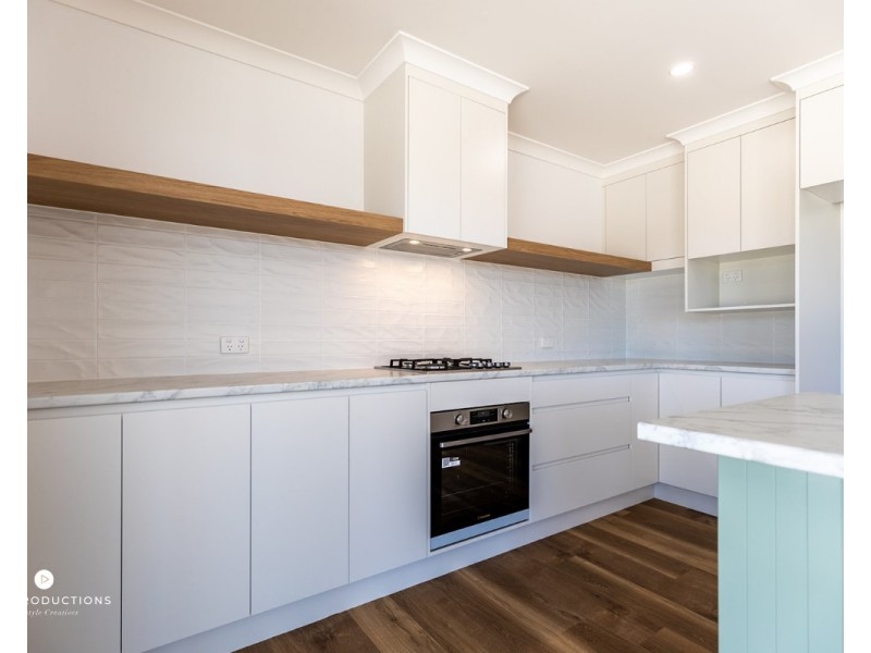 4/6 Beaches Village Circuit, Agnes Water QLD 4677