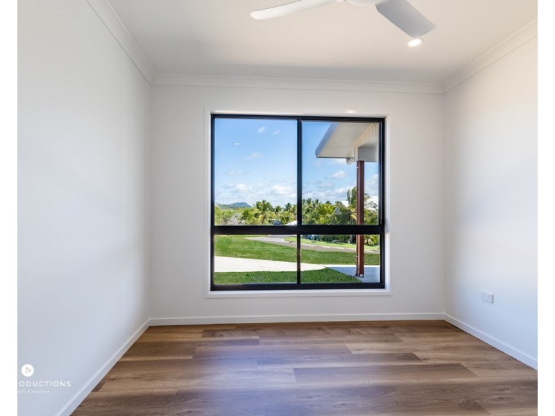 4/6 Beaches Village Circuit, Agnes Water QLD 4677