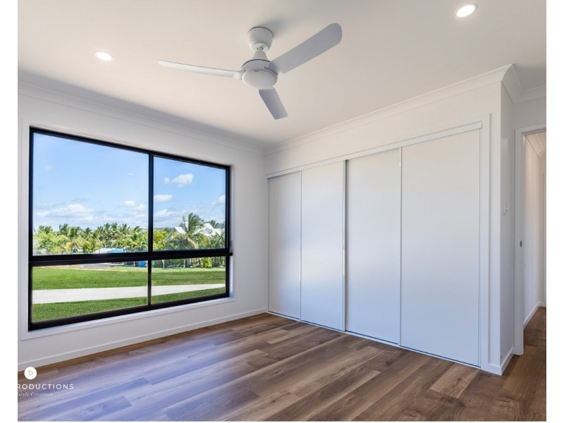 4/6 Beaches Village Circuit, Agnes Water QLD 4677