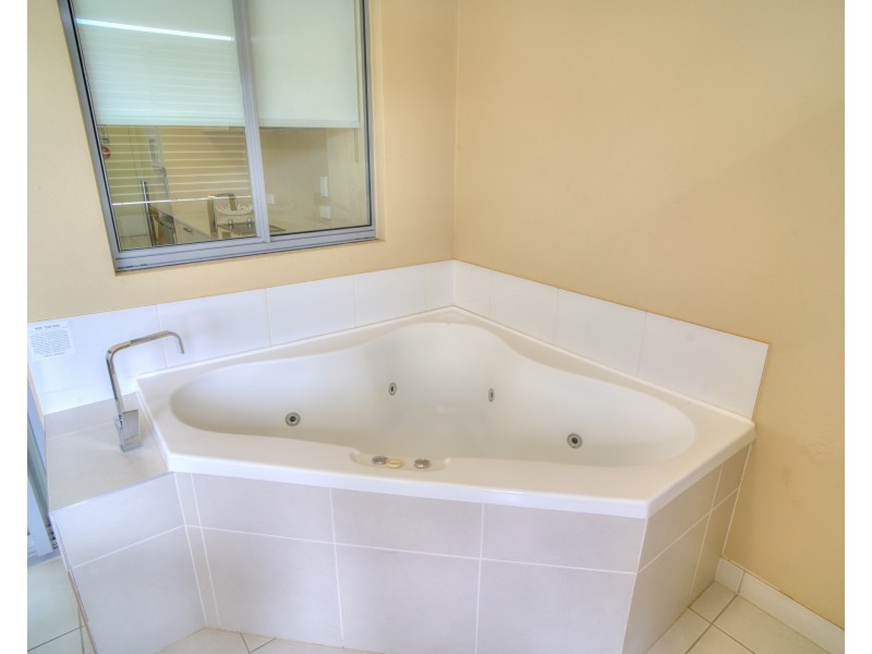 117/1 Beaches Village Circuit, Agnes Water QLD 4677