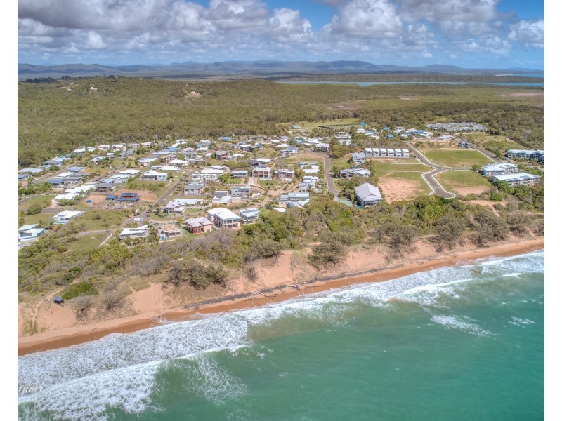 117/1 Beaches Village Circuit, Agnes Water QLD 4677