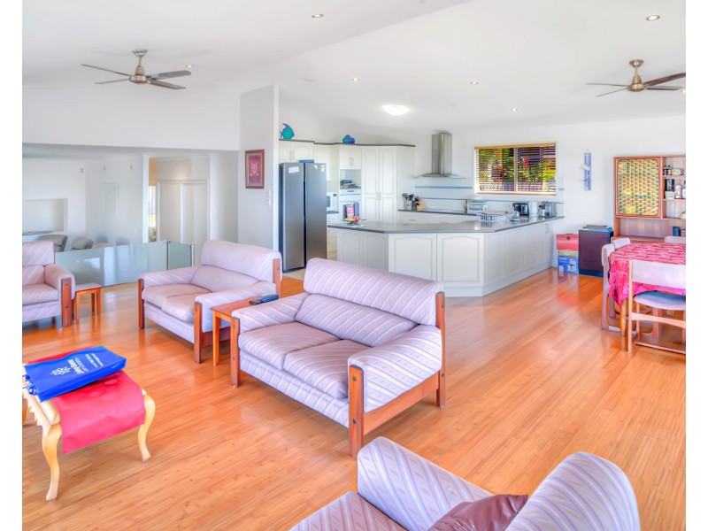 16 Seaspray Drive, Agnes Water QLD 4677
