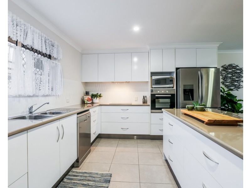 6 Sunset Drive, Agnes Water QLD 4677