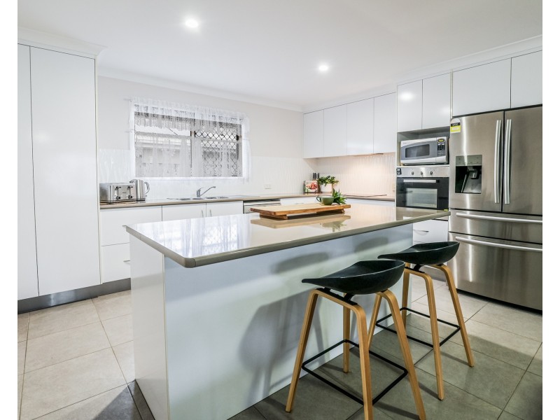 6 Sunset Drive, Agnes Water QLD 4677