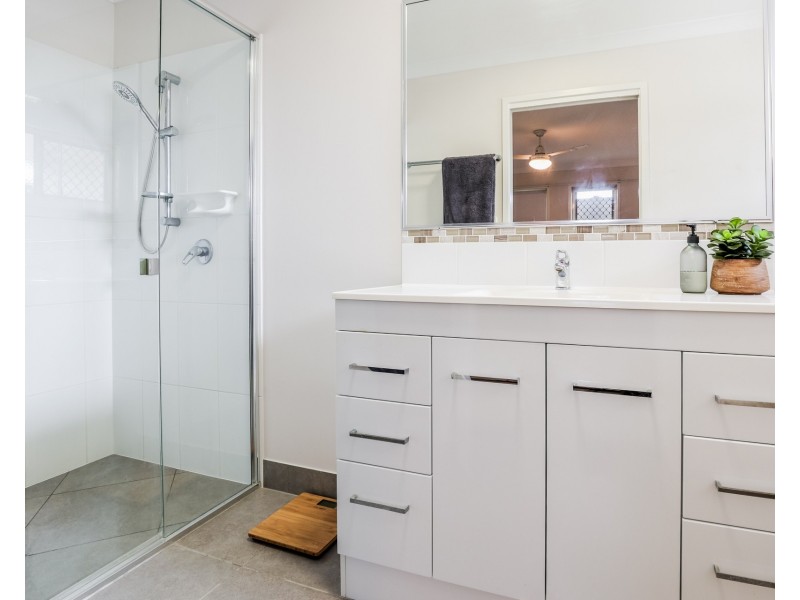 6 Sunset Drive, Agnes Water QLD 4677