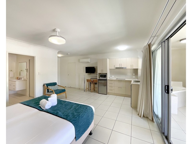 80/1 Beaches Village Circuit, Agnes Water QLD 4677