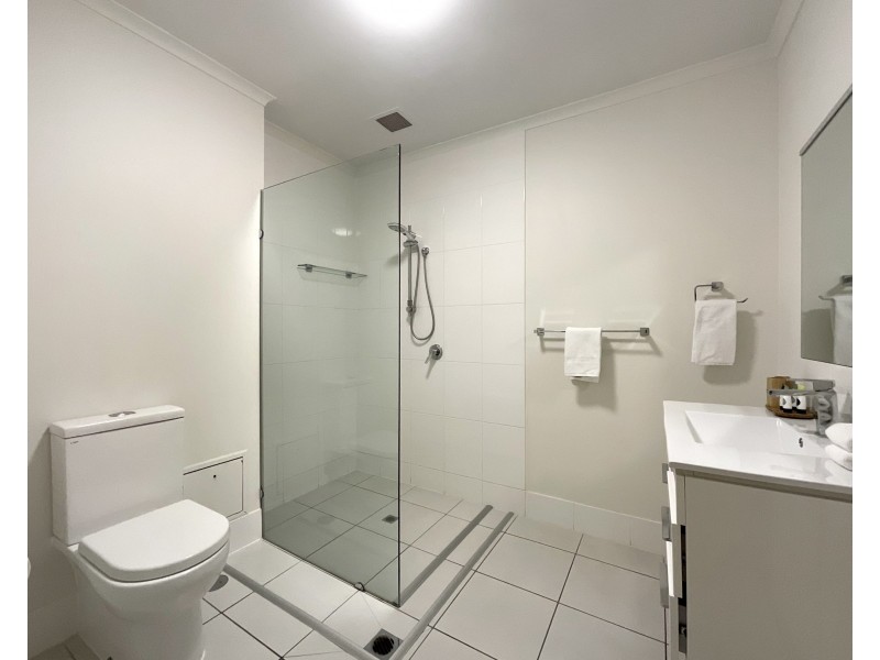 80/1 Beaches Village Circuit, Agnes Water QLD 4677