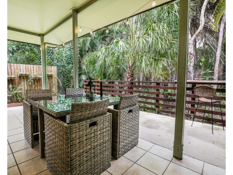 10/52 Captain Cook Drive, Agnes Water QLD 4677