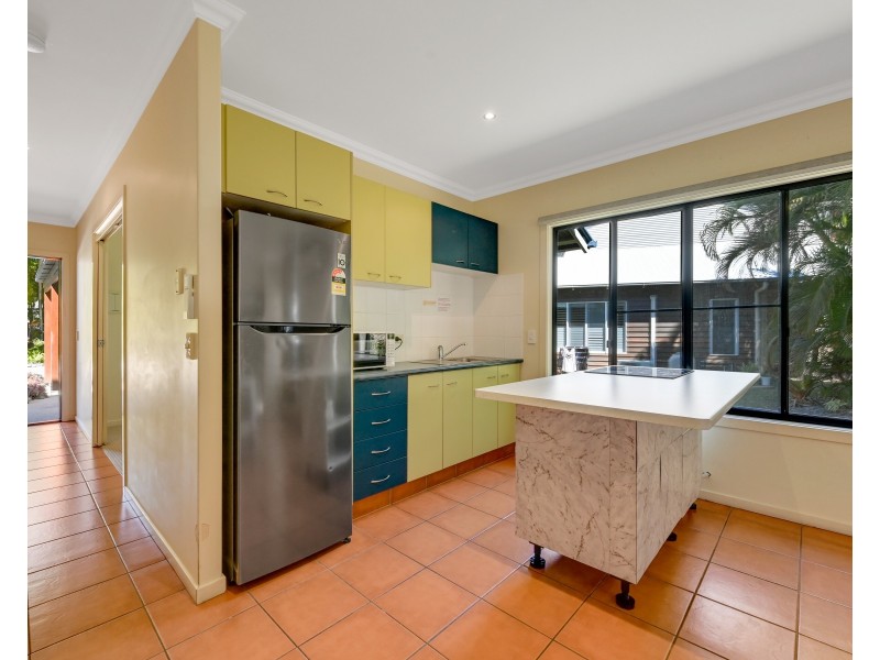 20/2 Beaches Village Circuit, Agnes Water QLD 4677