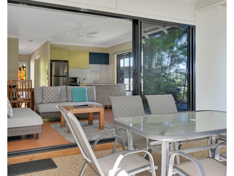 20/2 Beaches Village Circuit, Agnes Water QLD 4677