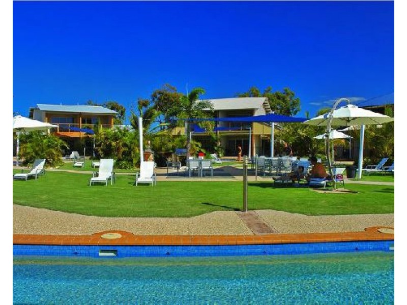 20/2 Beaches Village Circuit, Agnes Water QLD 4677