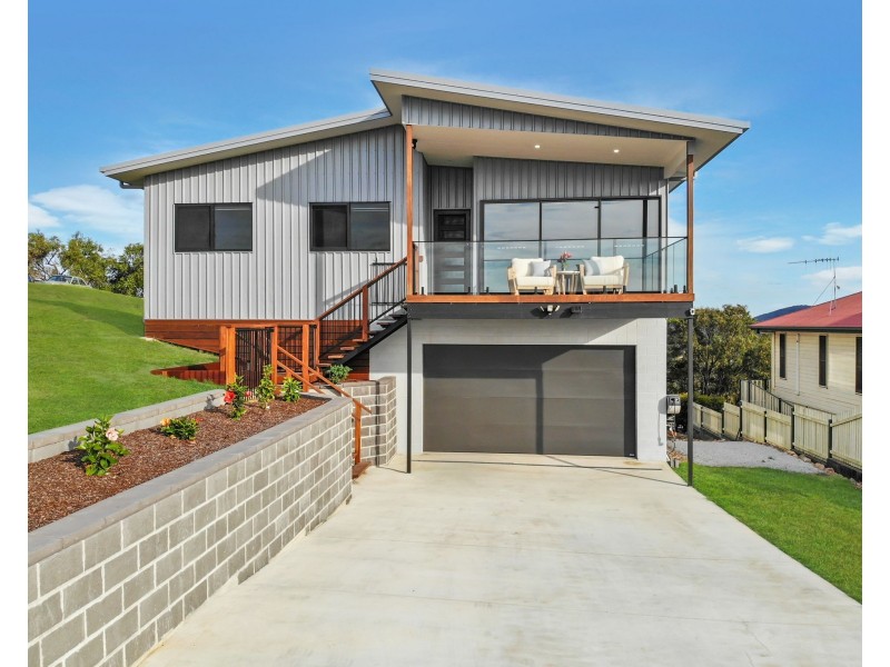 67 Seaspray Drive, Agnes Water QLD 4677