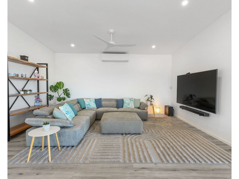 67 Seaspray Drive, Agnes Water QLD 4677