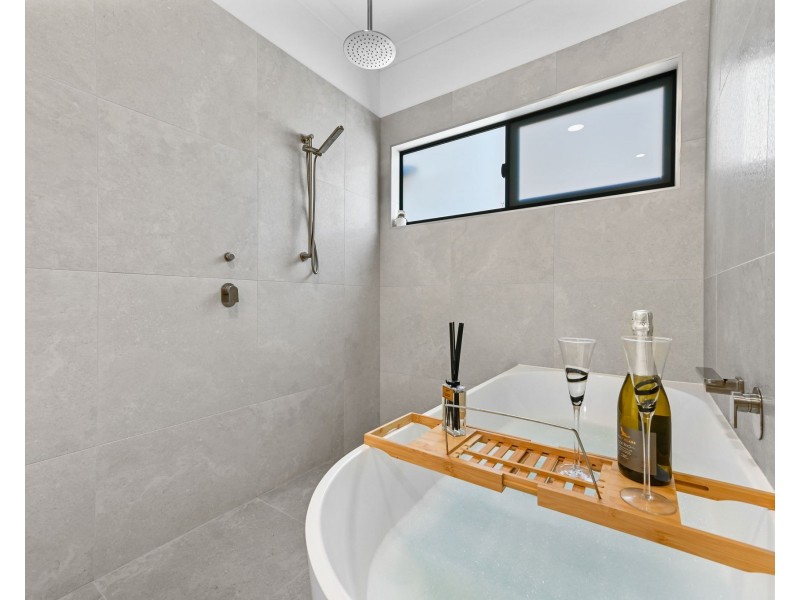 67 Seaspray Drive, Agnes Water QLD 4677