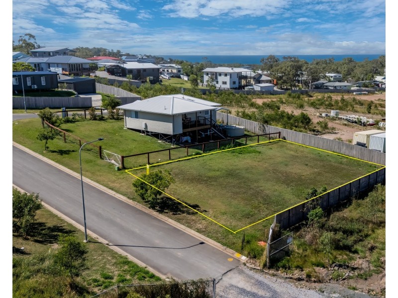 16 Occhilupo Circuit, Agnes Water QLD 4677