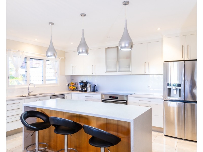 13 Discovery Drive, Agnes Water QLD 4677