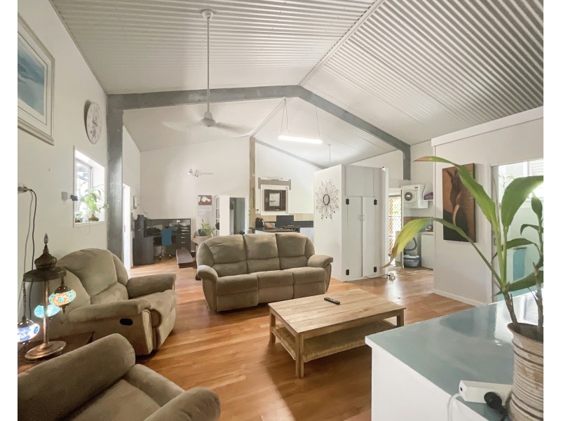 40 Watkins Road, Agnes Water QLD 4677