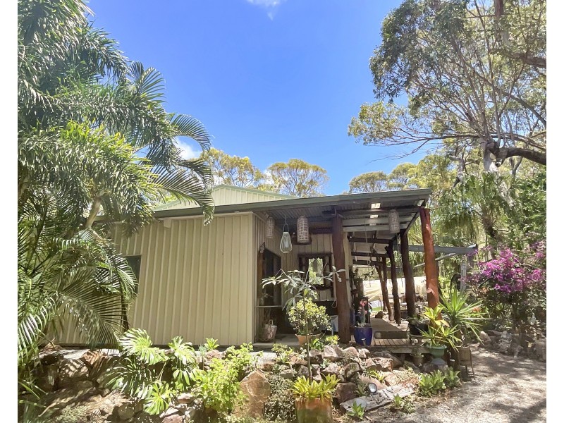 40 Watkins Road, Agnes Water QLD 4677