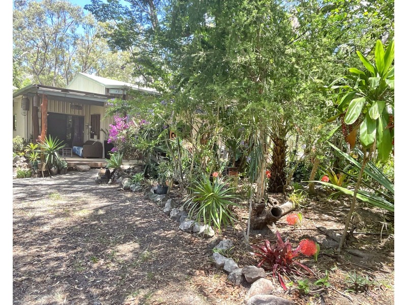 40 Watkins Road, Agnes Water QLD 4677