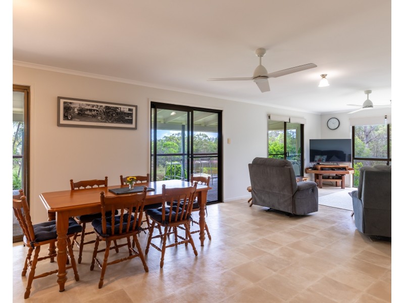 2208 Round Hill Road, Agnes Water QLD 4677