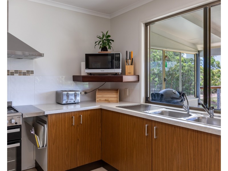 2208 Round Hill Road, Agnes Water QLD 4677