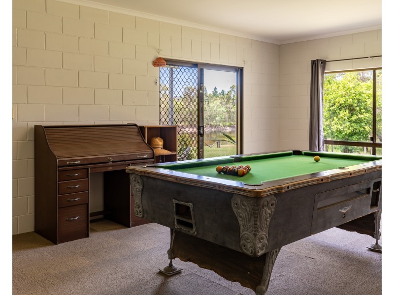 2208 Round Hill Road, Agnes Water QLD 4677