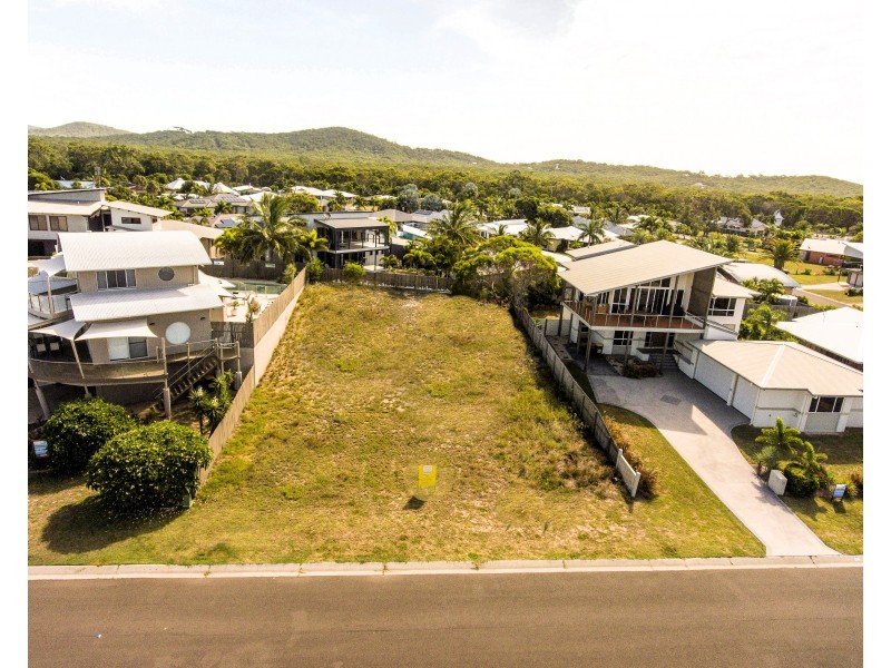 6 Atlantis Boulevard, Agnes Water QLD 4677