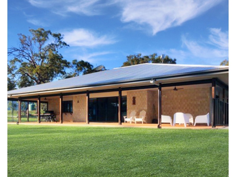 1980 Round Hill Road, Round Hill QLD 4677