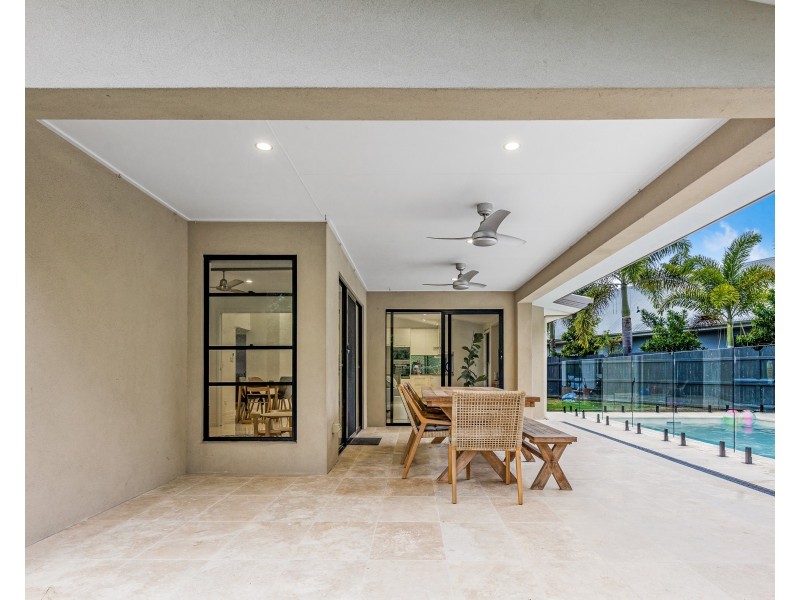 10 Sunset Drive, Agnes Water QLD 4677