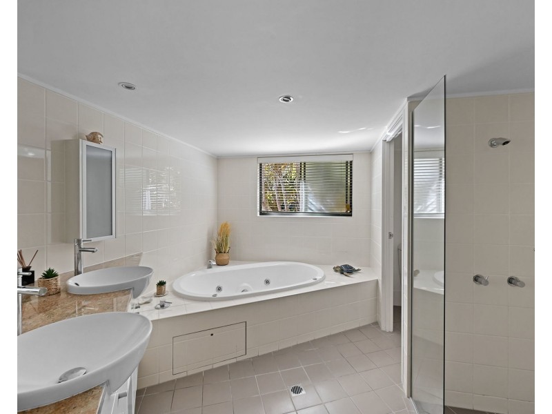 204/1 Waterline Close, Agnes Water QLD 4677