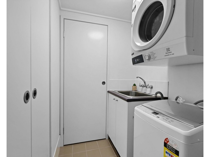 204/1 Waterline Close, Agnes Water QLD 4677