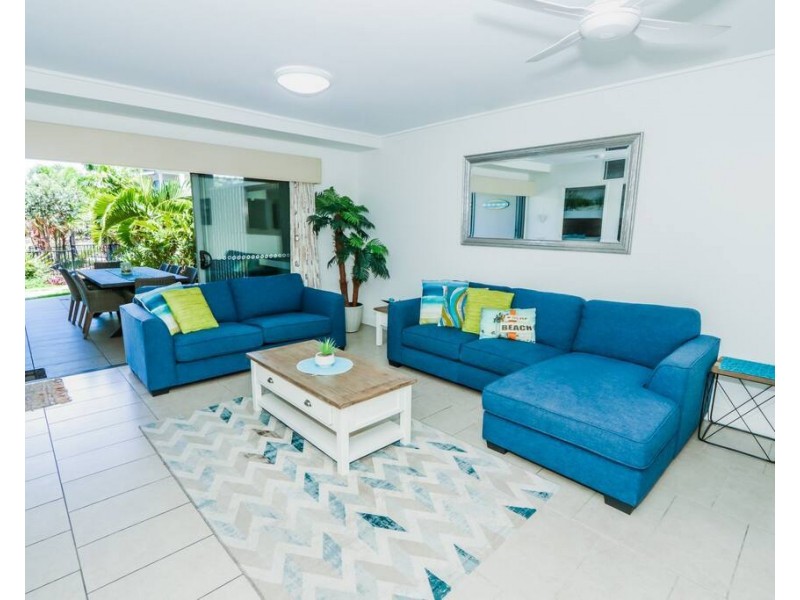 109/9 Beaches Village Circuit, Agnes Water QLD 4677