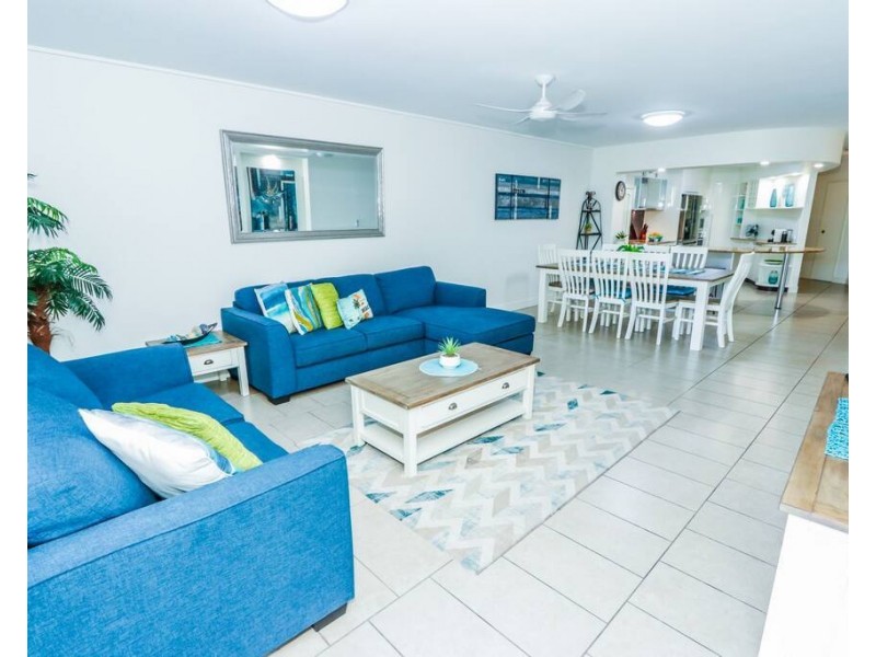 109/9 Beaches Village Circuit, Agnes Water QLD 4677