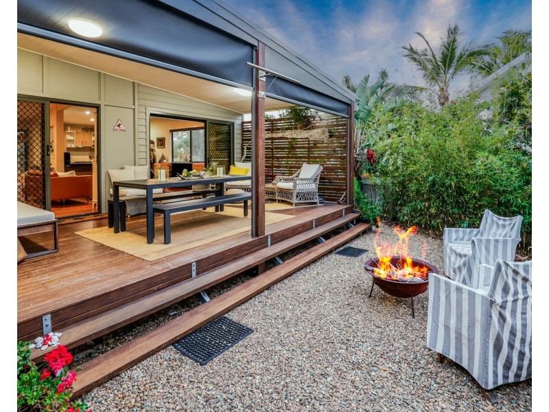 24 Marine Parade, Agnes Water QLD 4677