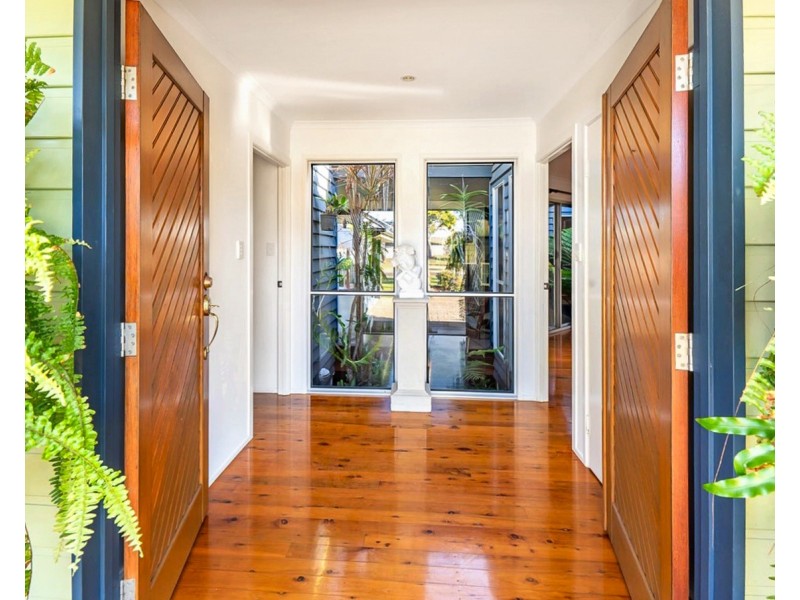 10 Marine Parade, Agnes Water QLD 4677