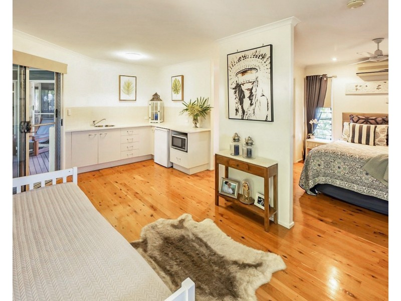 10 Marine Parade, Agnes Water QLD 4677