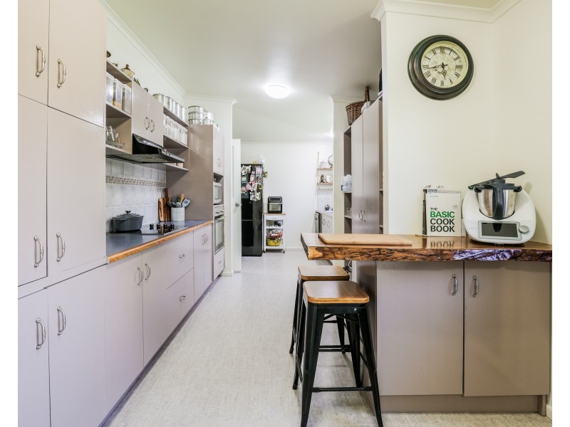 300 Masthead Drive, Agnes Water QLD 4677