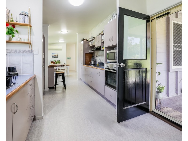 300 Masthead Drive, Agnes Water QLD 4677
